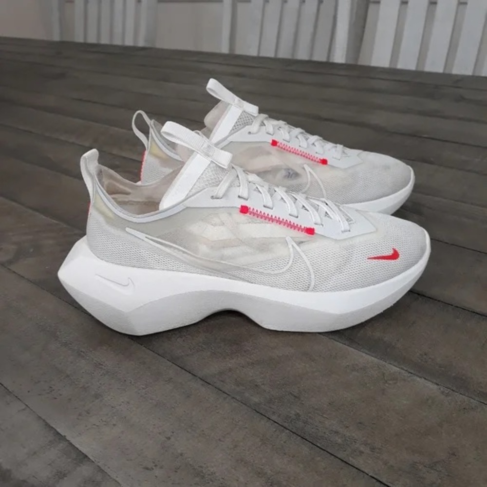 Nike Womens Sneakers Vista Lite Bone size 9